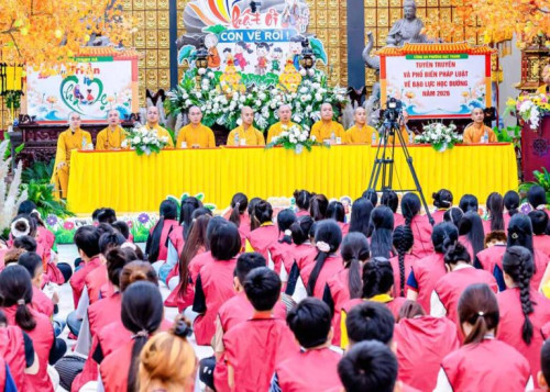 Khai mạc khóa sinh hoạt Phật pháp mùa hè “Phật ơi! Con về rồi” lần thứ V